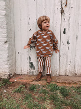 Afbeelding in Gallery-weergave laden, Sweater Walvissen Nutmeg