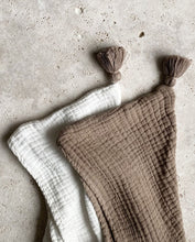 Charger l'image dans la galerie, Peignoir en mousseline - marron