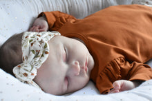 Afbeelding in Gallery-weergave laden, Ruffle Shirt Cognac