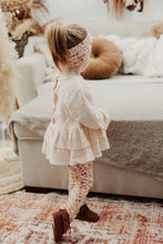 Afbeelding in Gallery-weergave laden, Ruffle muslin top Nude